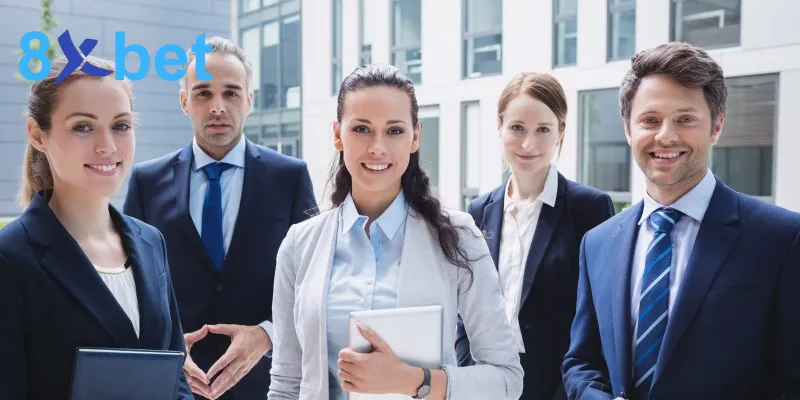 Đội Ngũ Nhân Sự Và Đối Tác Chiến Lược Hàng Đầu Của 8XBET 6 Chính sách tuyển dụng nhân sự ở thương hiệu 8XBET